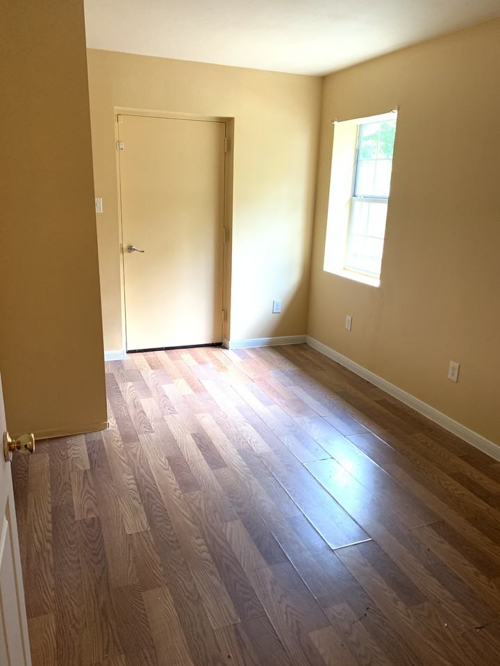 9313 Coffee St #NA - Photo 2 of 8