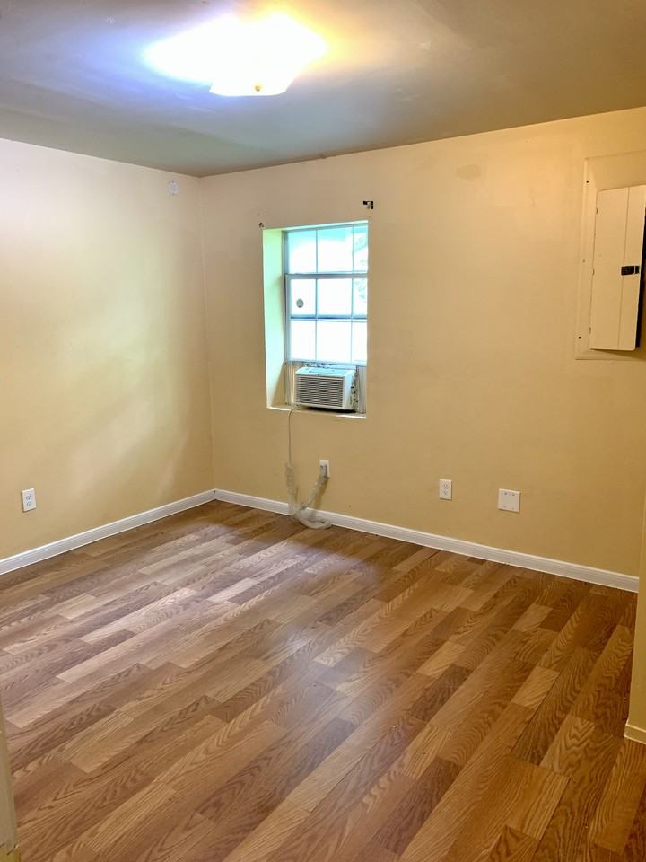 9313 Coffee St #NA - Photo 6 of 8