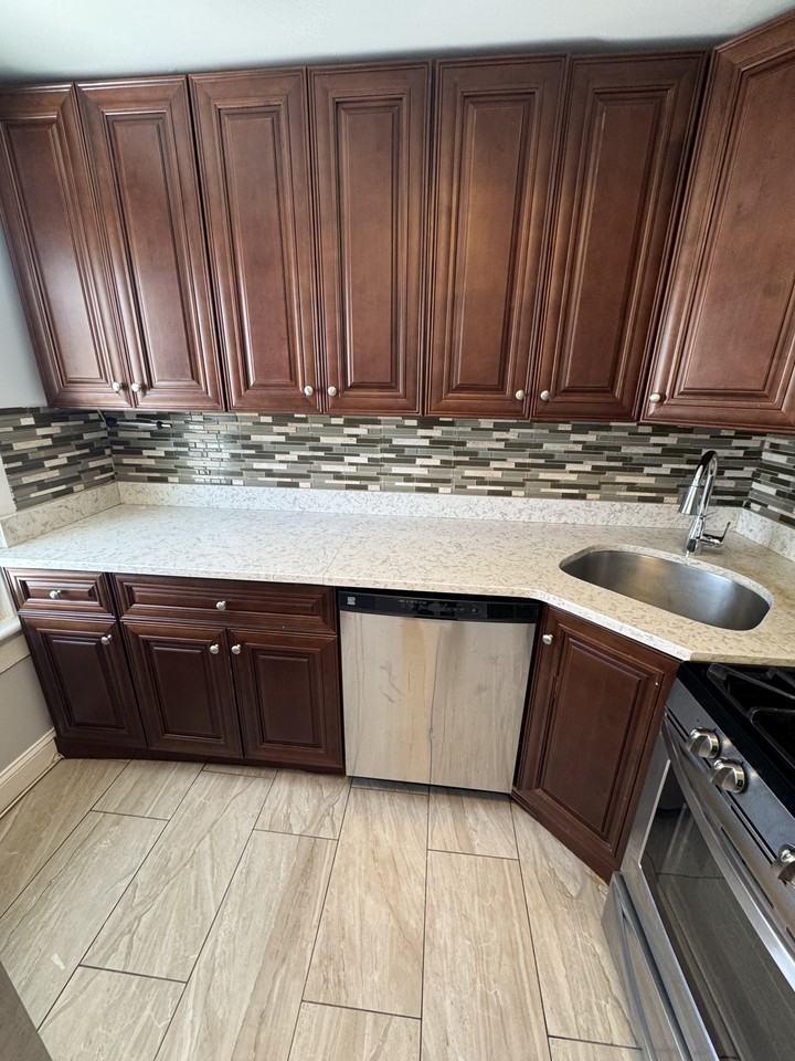 155 Old Bridge Tpke #B - Photo 6 of 19