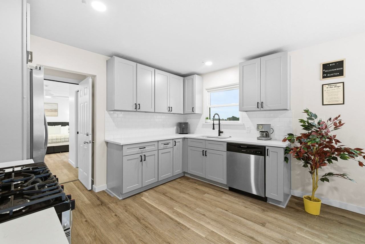 1404 Lieta St #NA - Photo 5 of 50