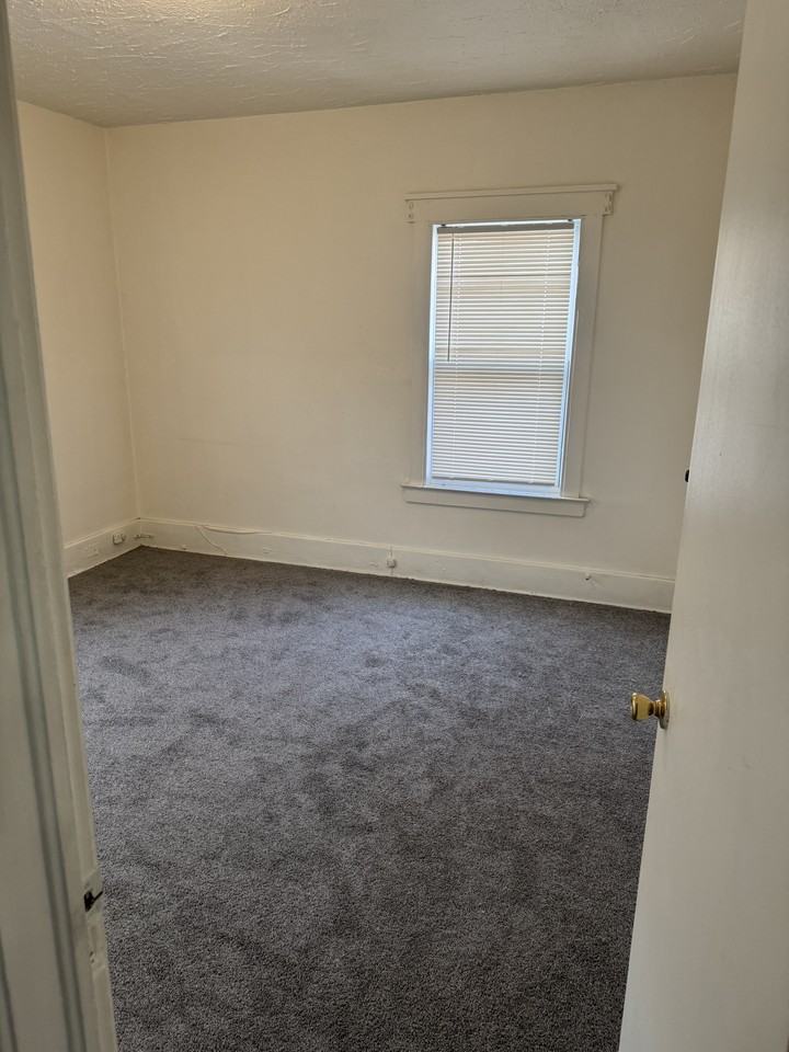 1926 Clements St #1926 - Photo 6 of 8