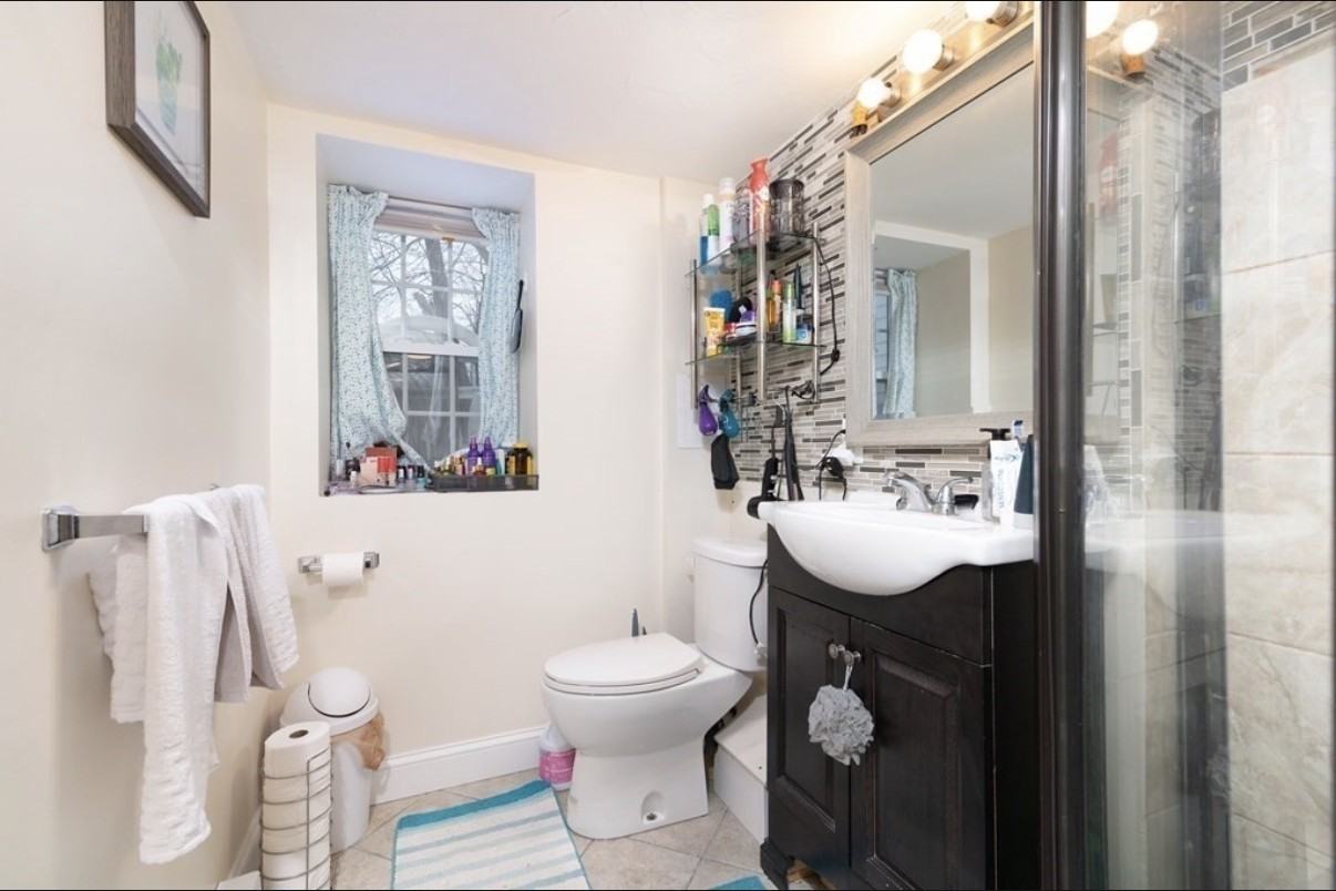 41 N Bedford St #3 - Photo 6 of 20