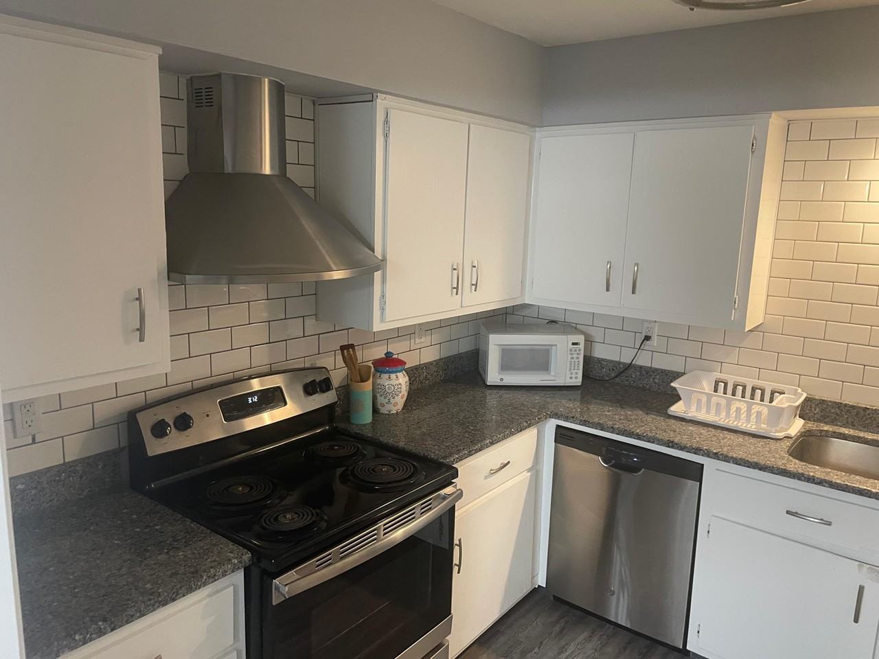 1807 Treehouse Trl #B - Photo 6 of 20