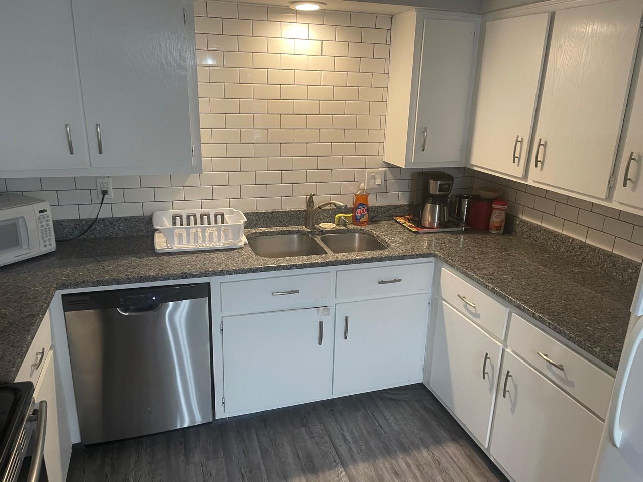 1807 Treehouse Trl #B - Photo 7 of 20