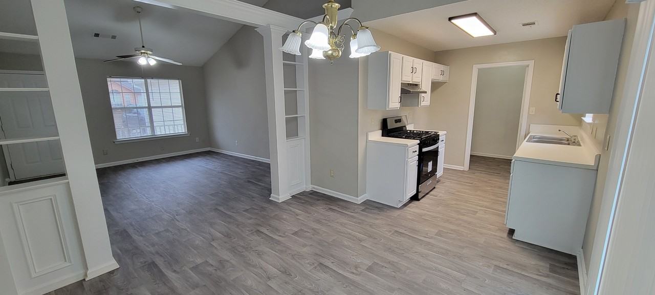 118 Crystal Brk #NA - Photo 3 of 18