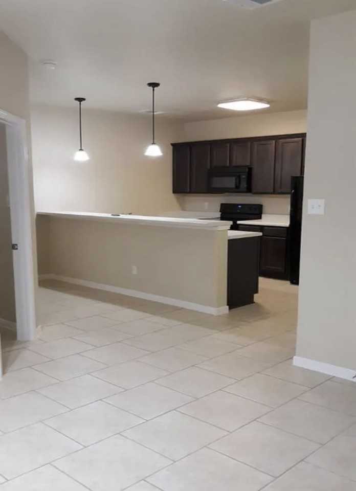 4304 Ivory Ln #B - Photo 5 of 13