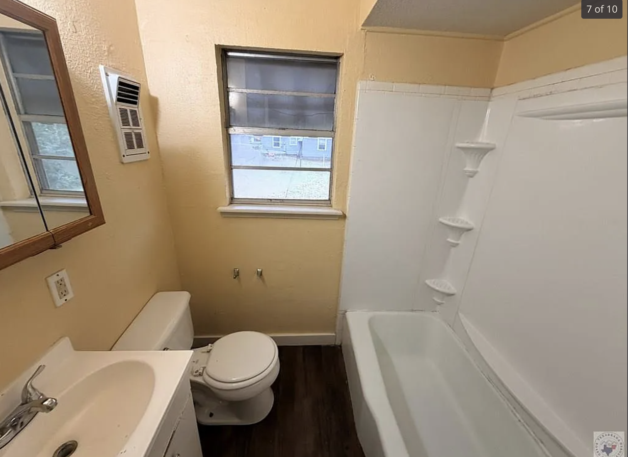 733 Arizona Ave #NA - Photo 6 of 9