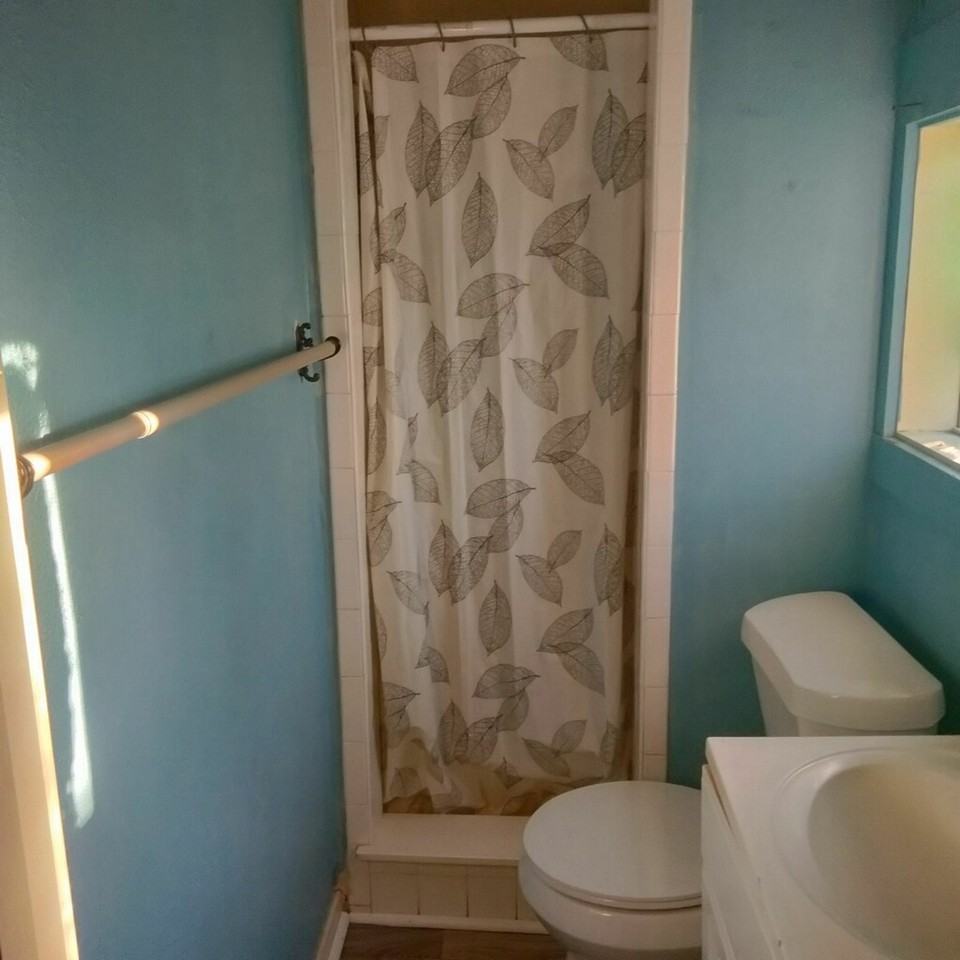 906 S Virginia St #REAR - Photo 2 of 5