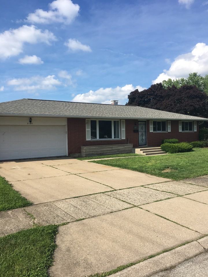 2123 Dorwood Dr - Photo 2 of 17