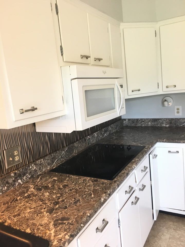 2123 Dorwood Dr - Photo 7 of 17