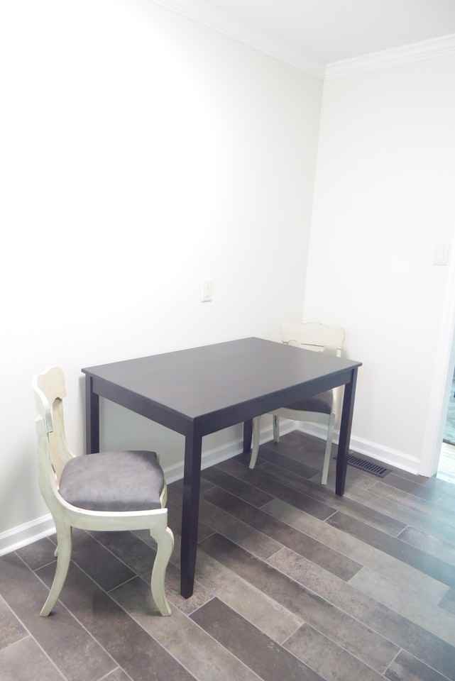 211 N Bigby Dr - Photo 4 of 11