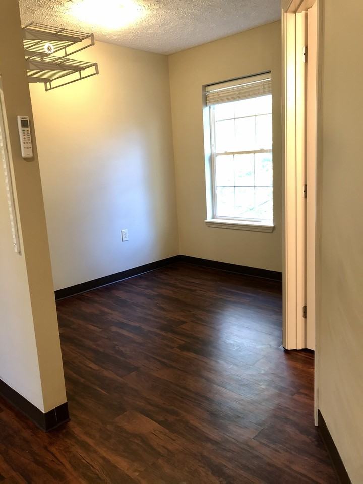 325 Bethel Ct #108 - Photo 6 of 15