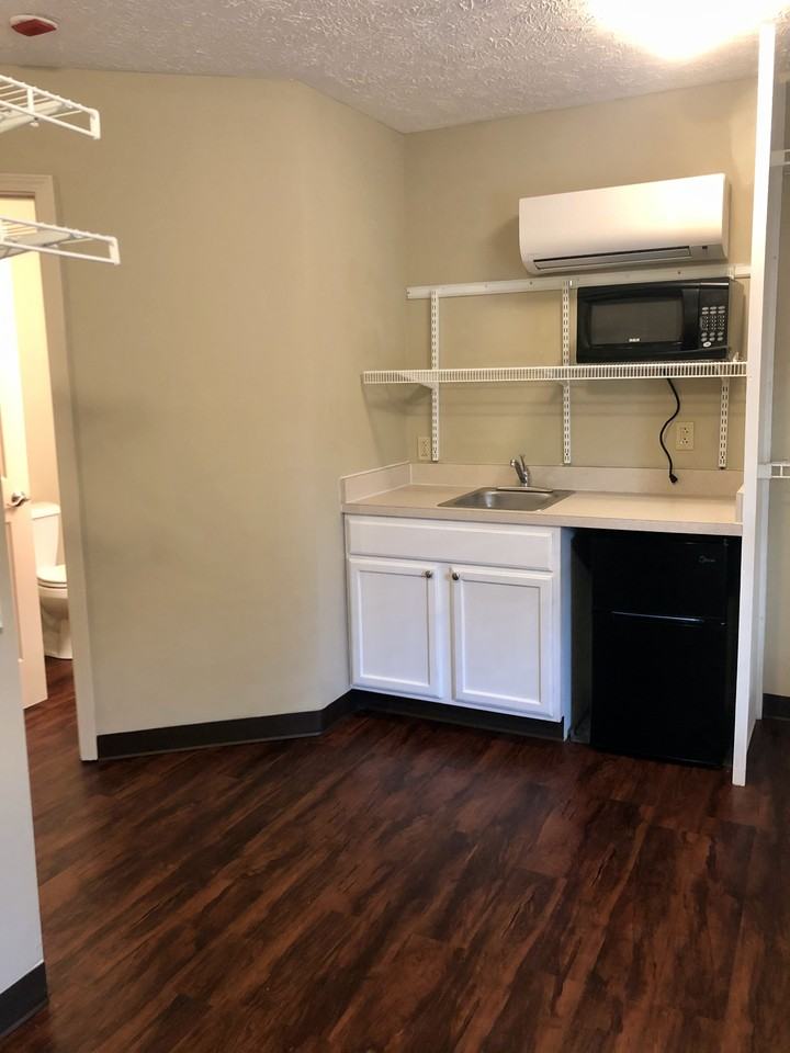 325 Bethel Ct #108 - Photo 7 of 15