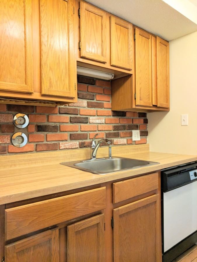 1002 Cocheco Ct - Photo 5 of 12