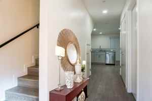 featured image of 824 Nord Ave #18