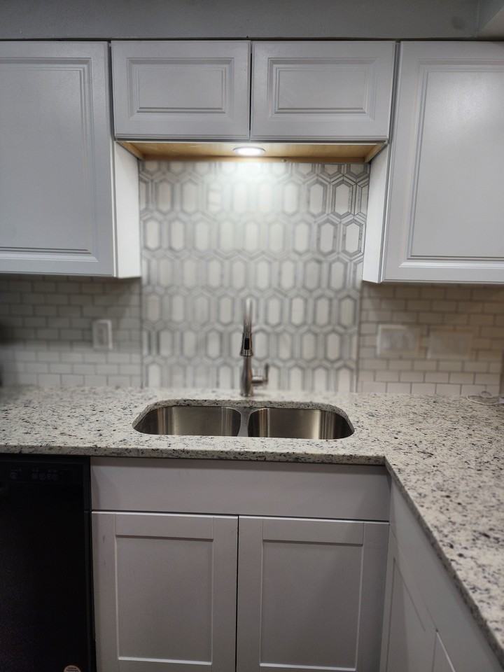 3243 Nacogdoches Rd - Photo 3 of 11