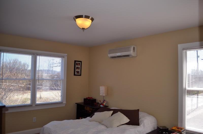 1605 Madison St - Photo 4 of 7