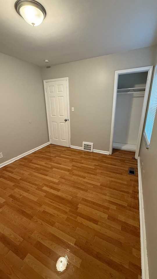 10370 Britain St - Photo 7 of 14