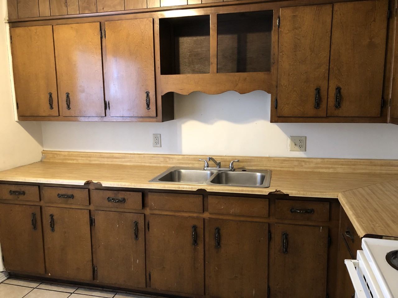 2112 14th Ave N #D - Photo 2 of 8