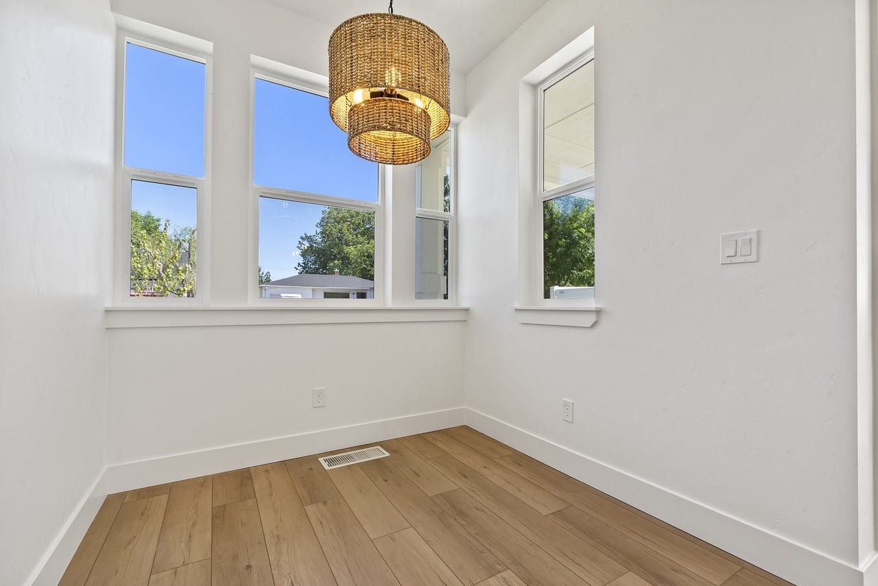 33 E Carlton Ave - Photo 6 of 25