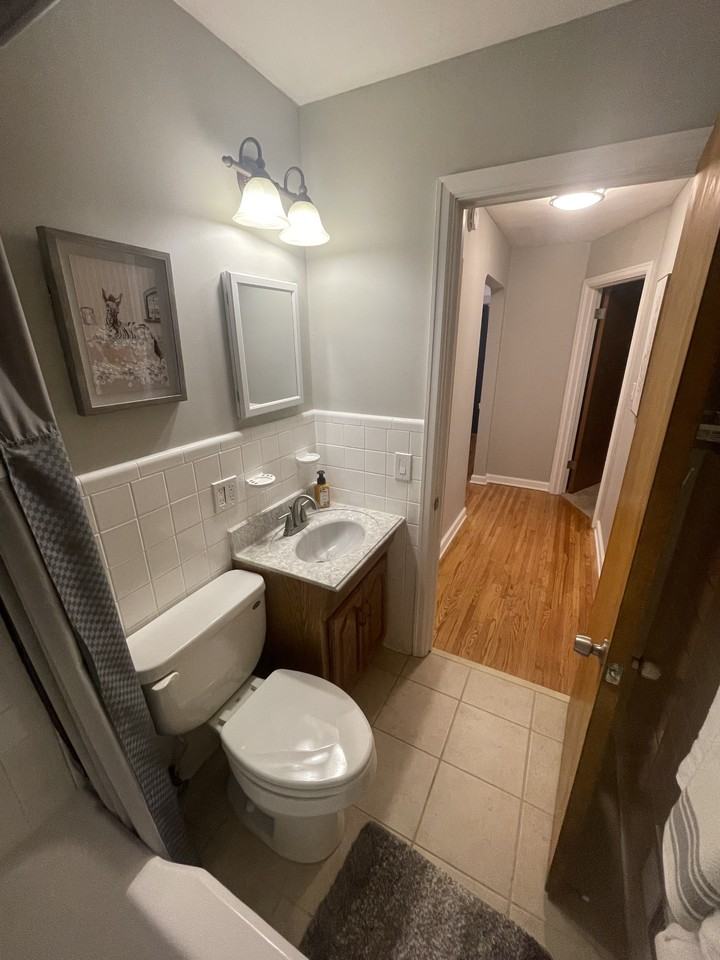 3038 Sherbrooke Rd #1 - Photo 3 of 11