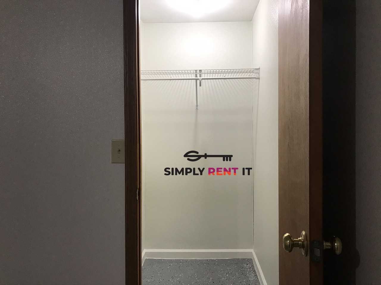 934 Maple St #13 - Photo 6 of 13