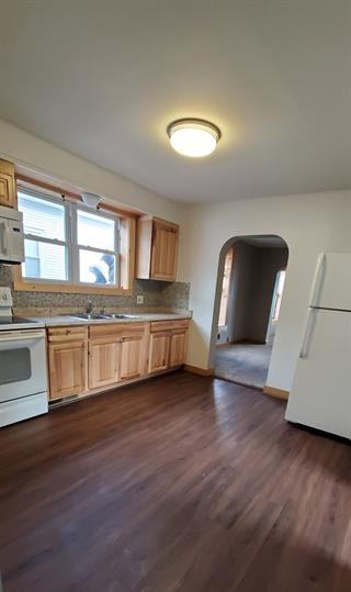 720 Lockwood St - Photo 2 of 9