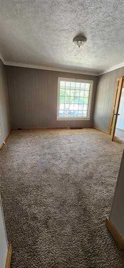 720 Lockwood St - Photo 3 of 9