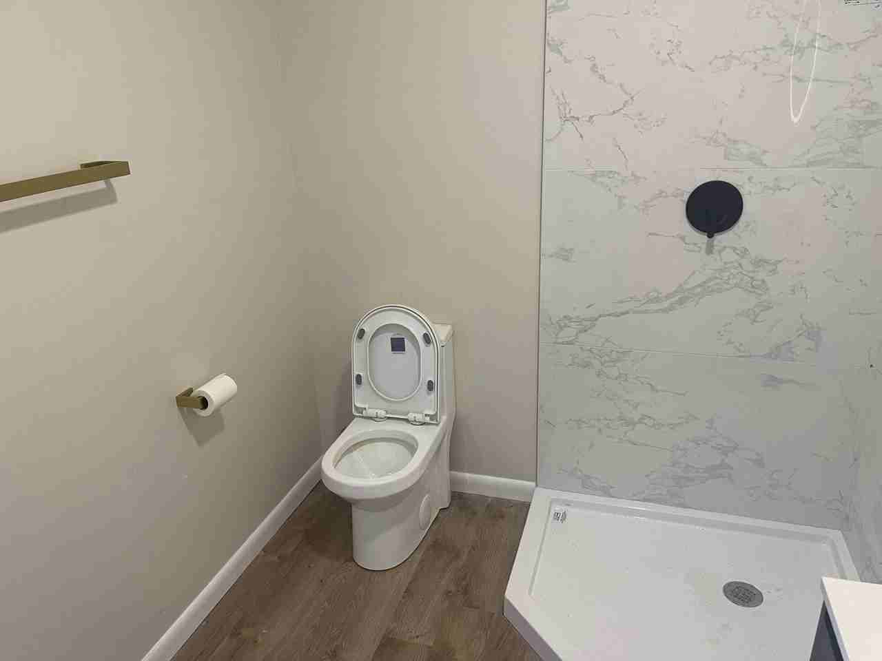 691 Wyoming Ave - Photo 6 of 20