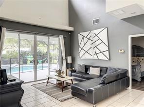 512 Pineloch Dr - Photo 6 of 39