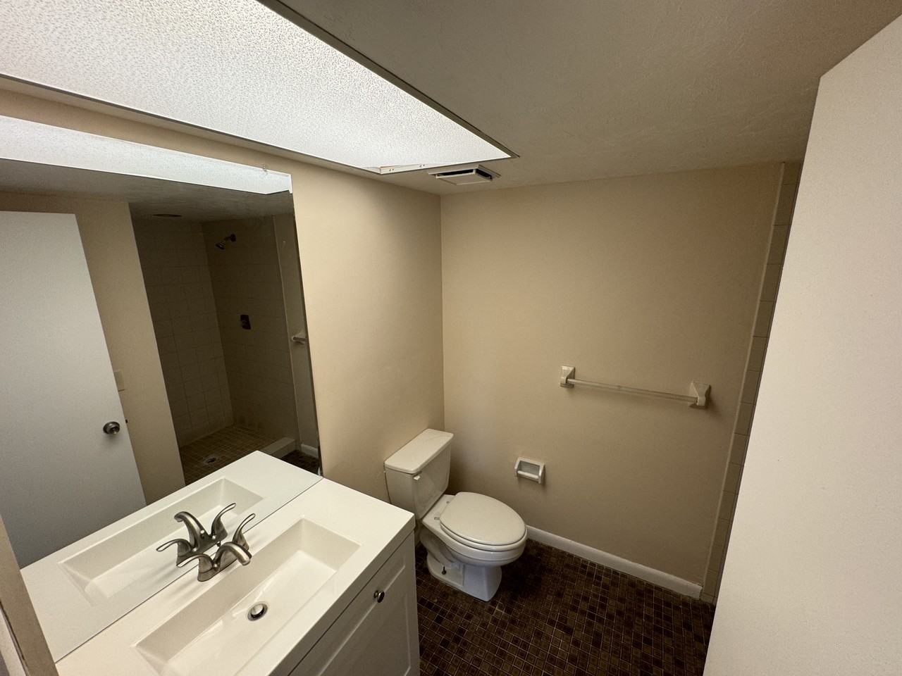 27601 Arroyal Rd #126 - Photo 7 of 8