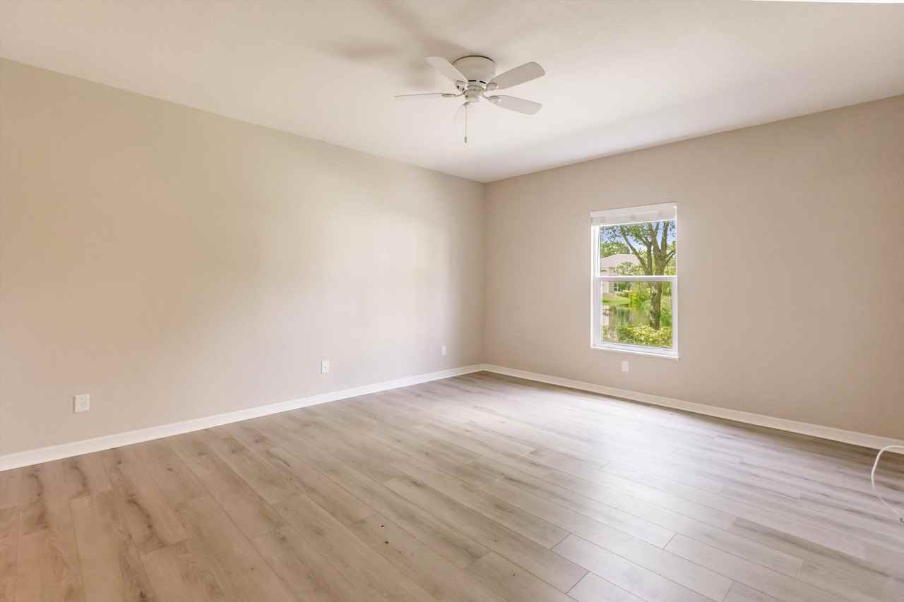 27410 Palmesta Cir #07 - Photo 5 of 16