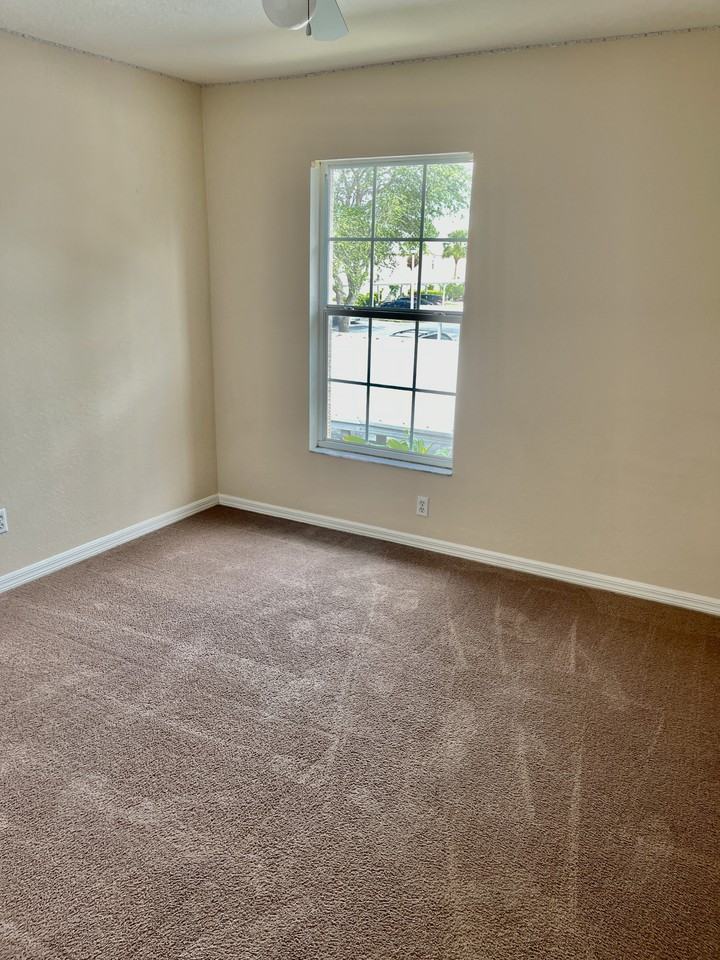 26734 Little John Ct #03 - Photo 7 of 8