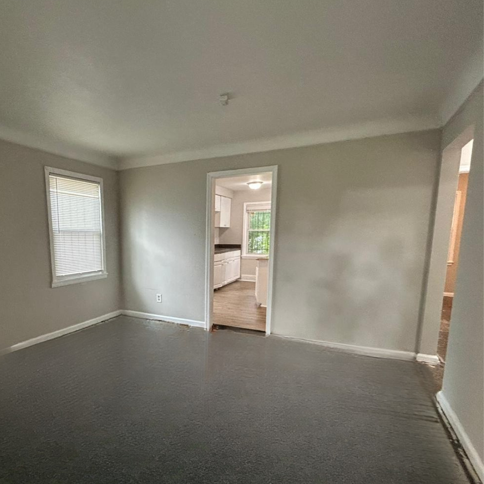 12690 Kentfield St - Photo 6 of 8