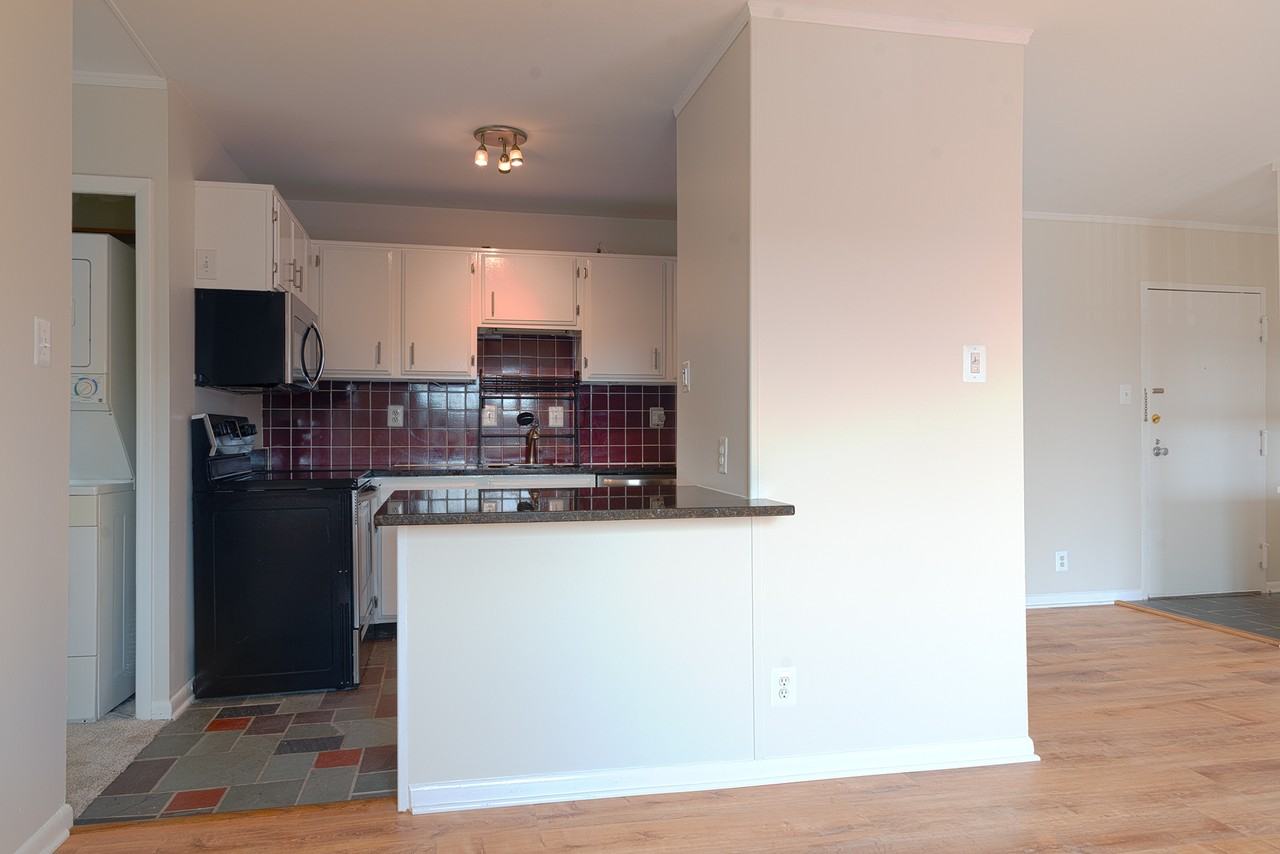 6280 Edsall Rd - Photo 5 of 7