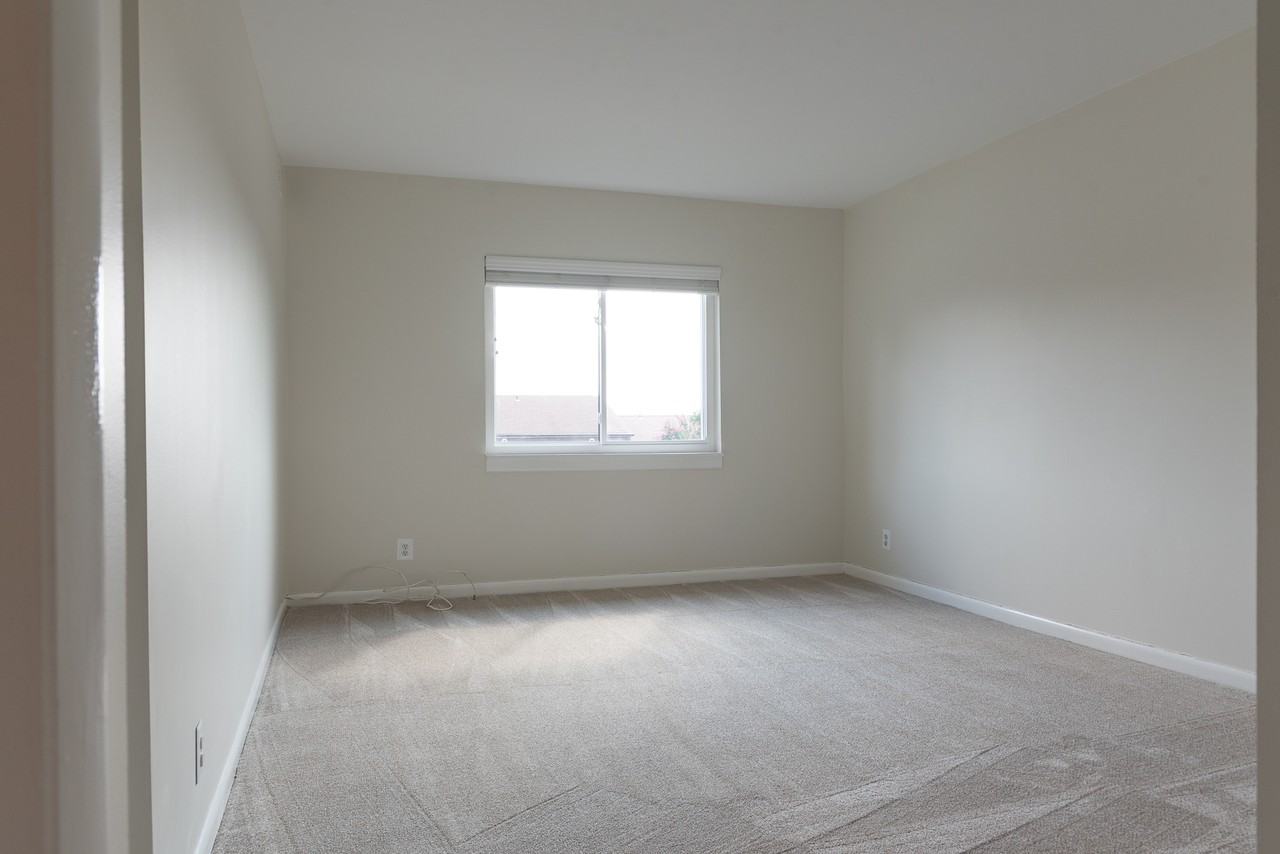 6280 Edsall Rd - Photo 6 of 7