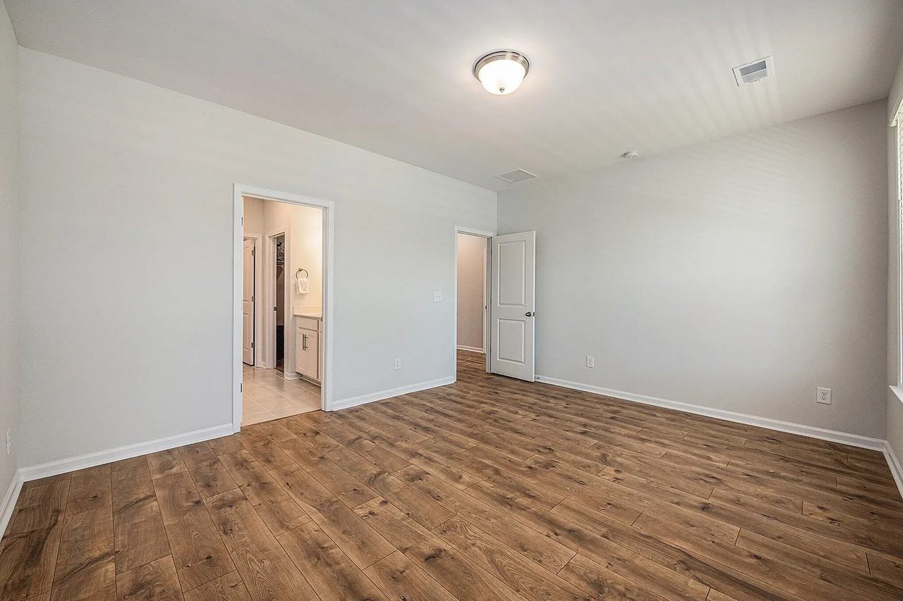 416 Bluegill Ln - Photo 6 of 23