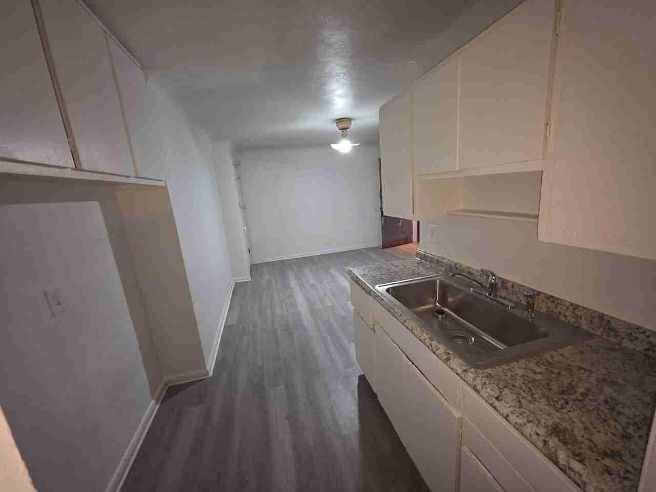 1815 Cleveland Ave #3 - Photo 7 of 9