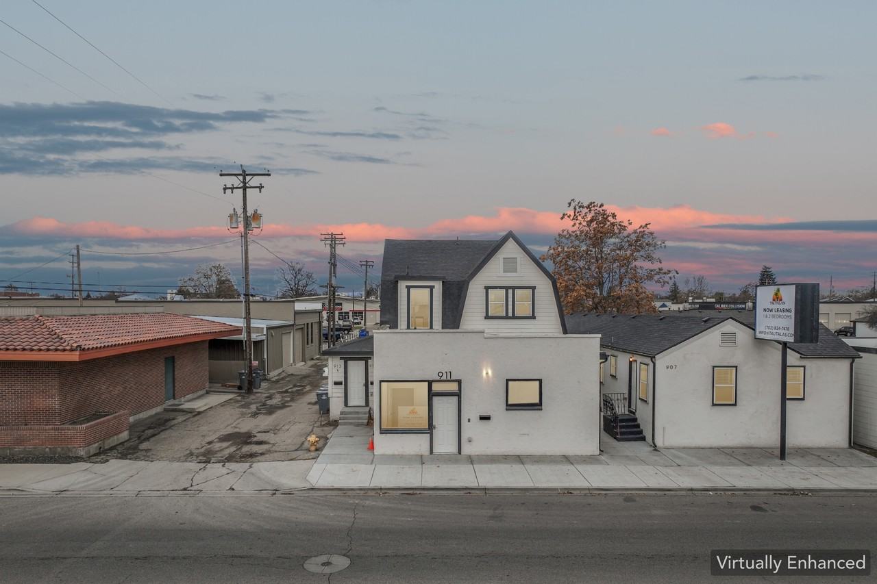 911 2nd St S - Photo 2 of 12