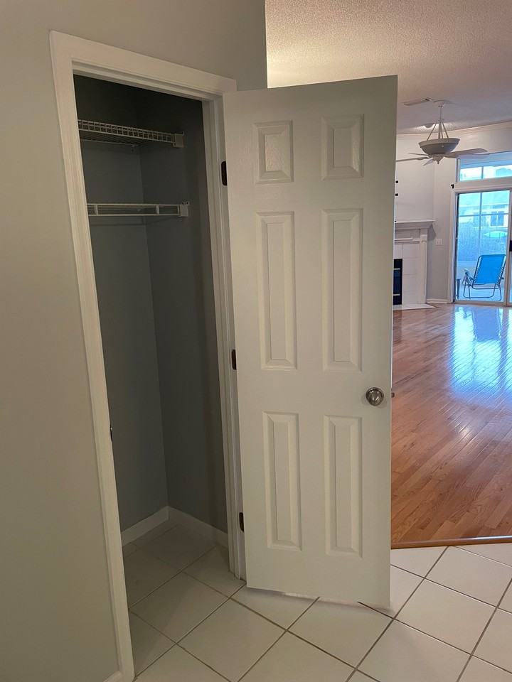 51 Fox Valley Dr #NA - Photo 4 of 30