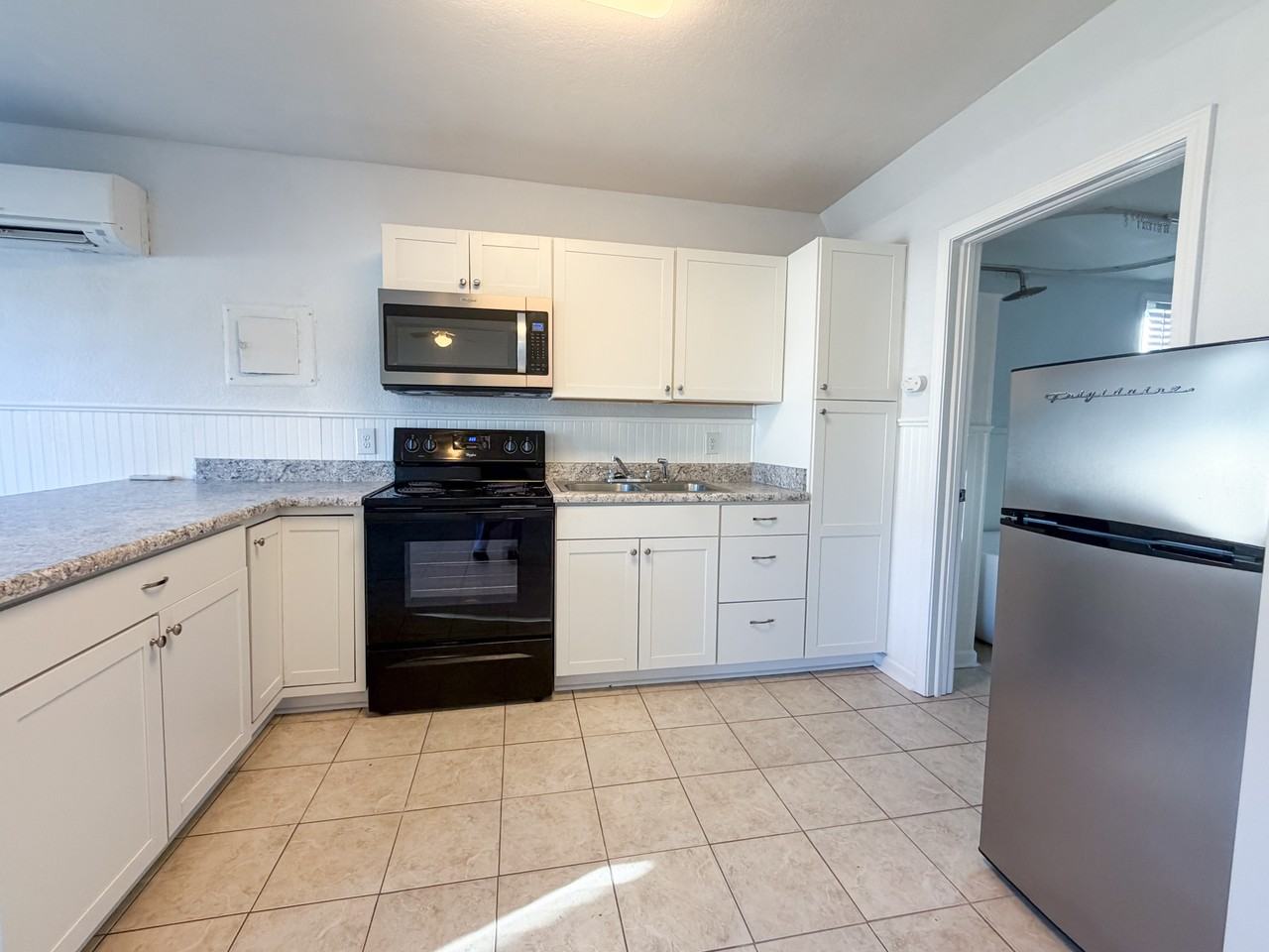 509 Palomar Dr #1 - Photo 6 of 7