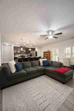 8 Willowrun Dr Sw - Photo 4 of 12