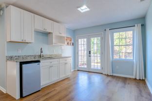 5603 Ventura Dr - Photo 1 of 1