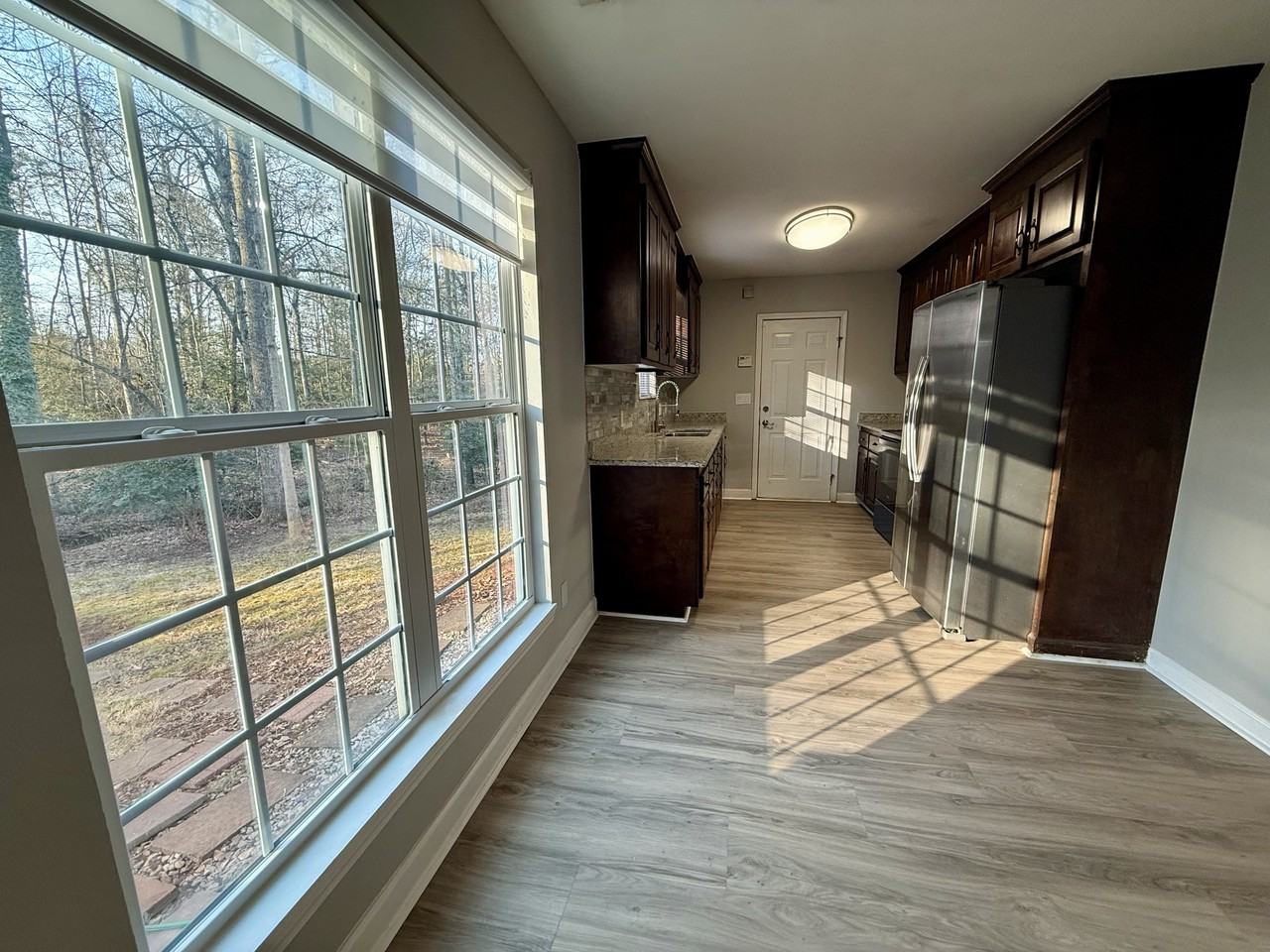 27 Montford Ct - Photo 5 of 25