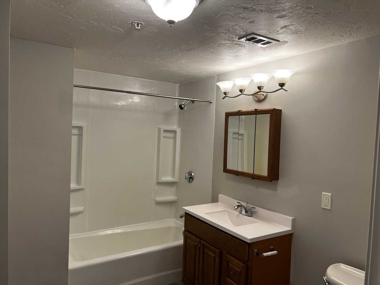 11 Willow St #102 - Photo 5 of 5