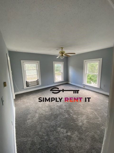 505 1/2 11th St - Photo 3 of 8