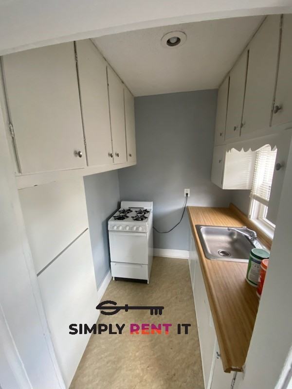 505 1/2 11th St - Photo 4 of 8