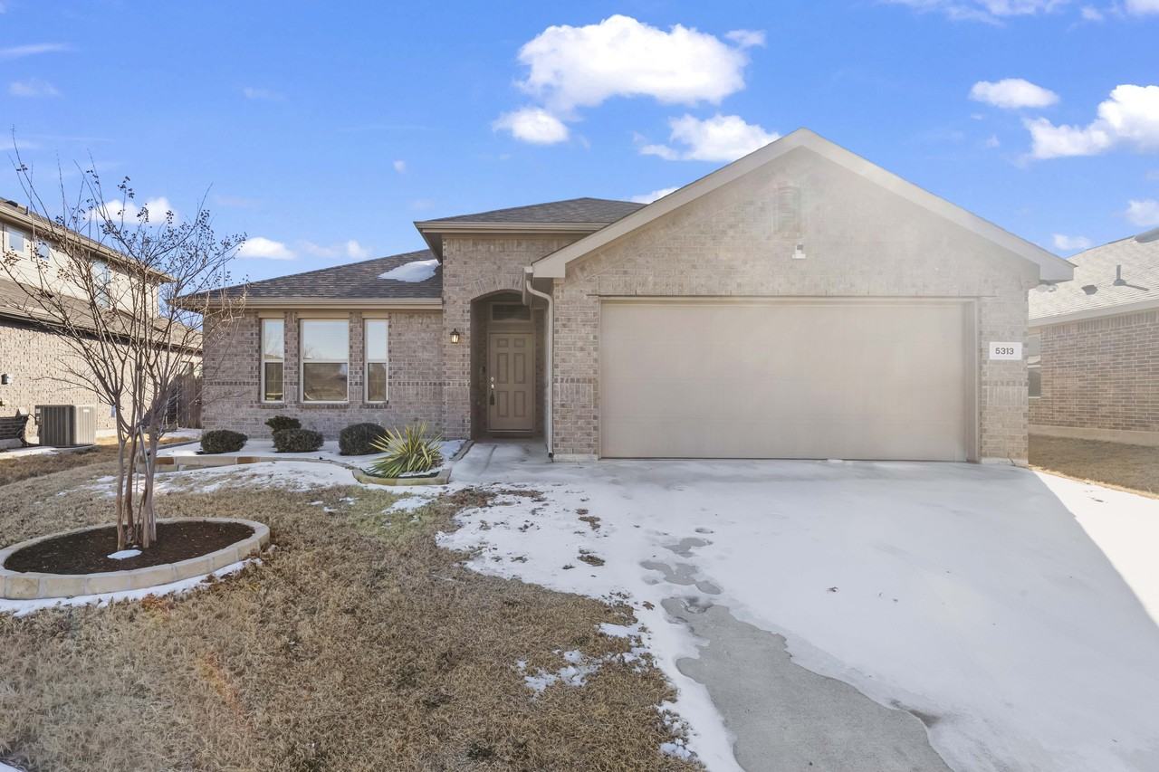 5313 Creek Hill Ln - Photo 2 of 30