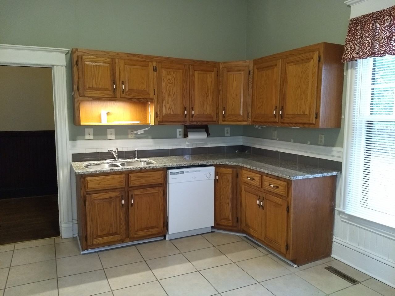 309 W Council St #A - Photo 2 of 6