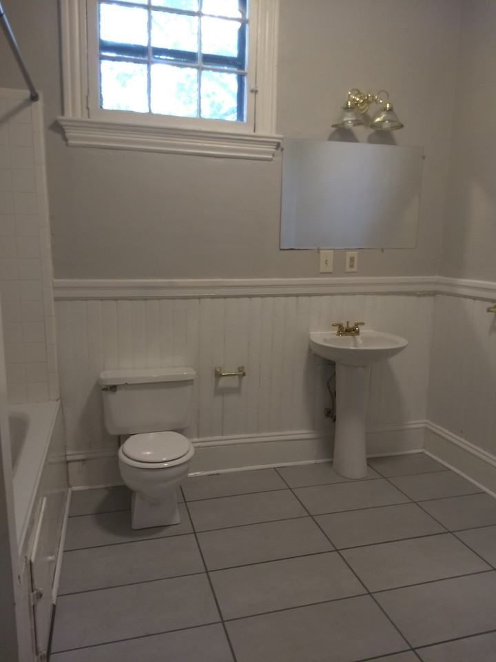 309 W Council St #A - Photo 5 of 6